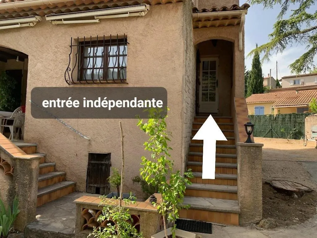 Chez Pierre Villa Le Val 0*,  France
